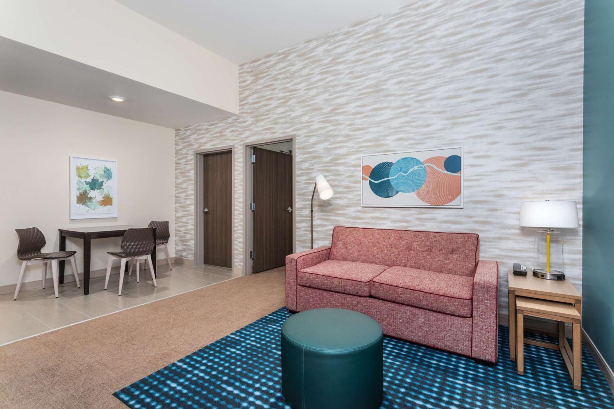 Home2 Suites By Hilton Cedar Rapids Westdale Exterior foto